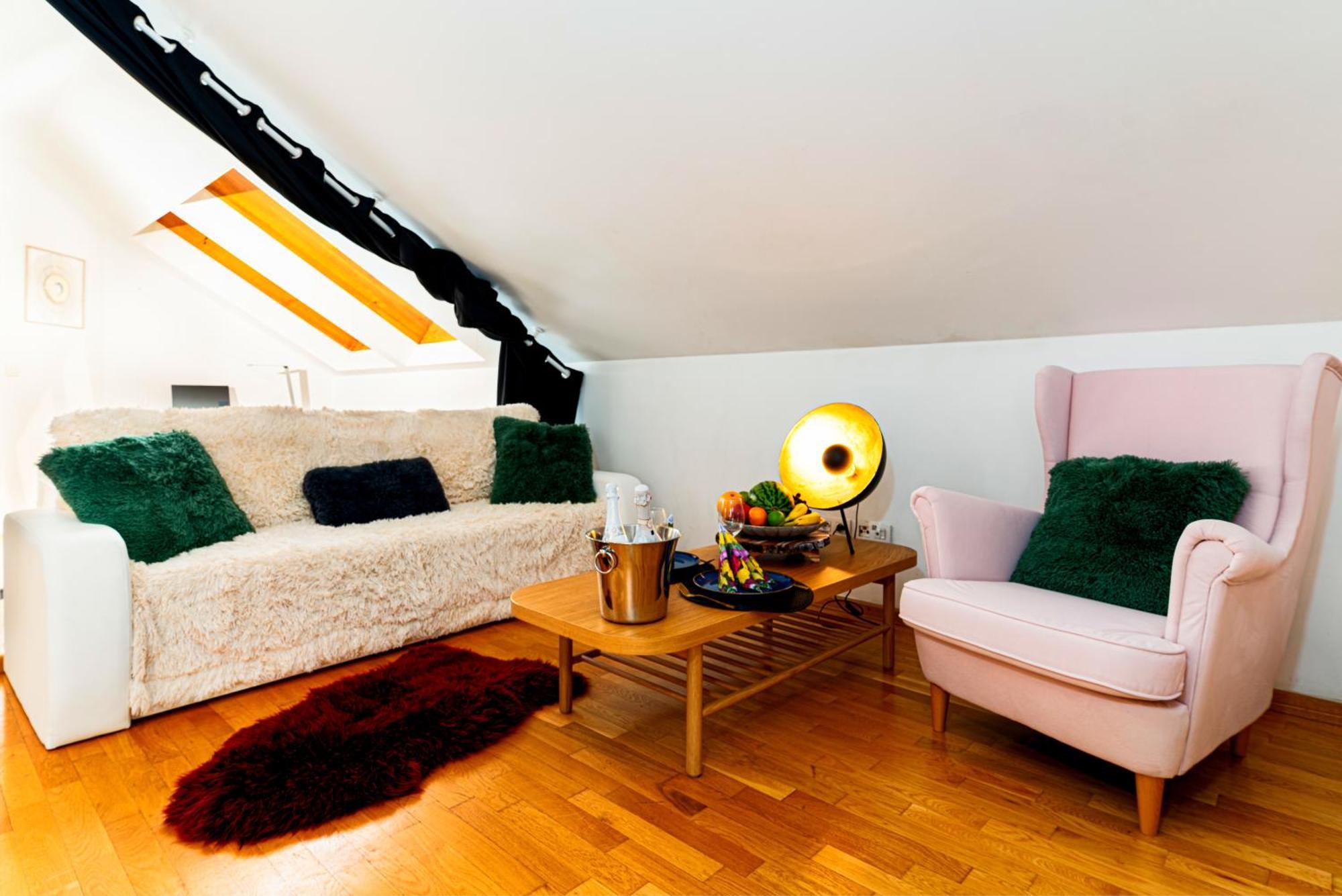 Golden River Apartment Praha Eksteriør bilde